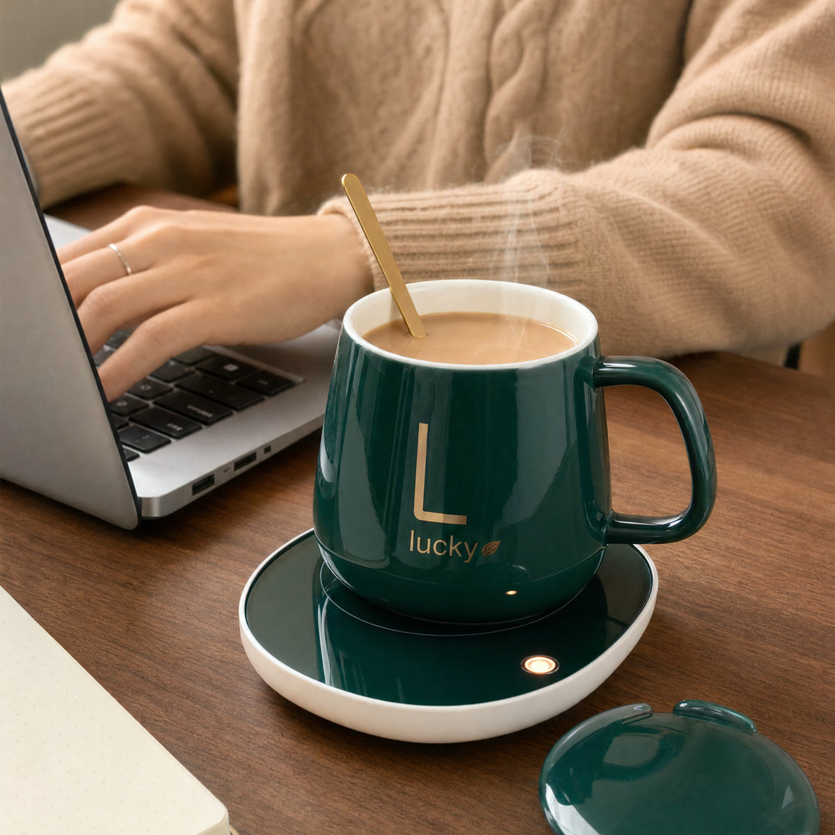 Cozy Mug in green on a desk